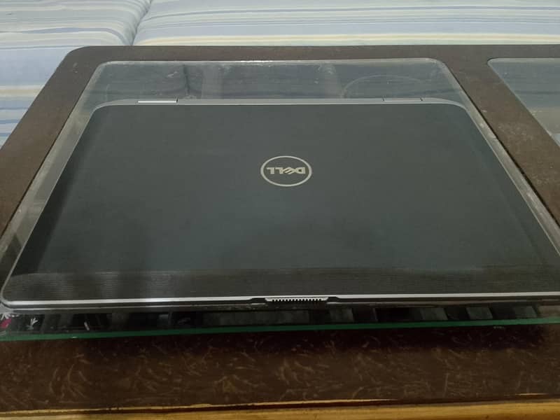 Dell laptop  7