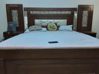 King Size wooden Bed with Mattress, Almari, Dressing Table