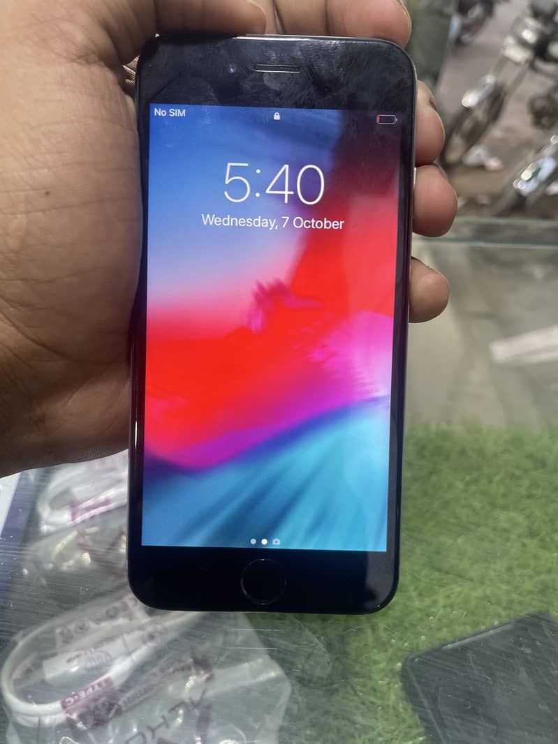 Apple iPhone 6 1