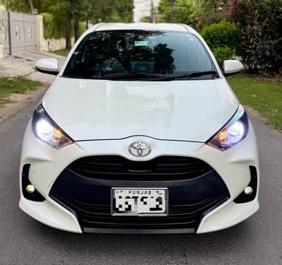 Toyota Yaris HatchBack X 2020