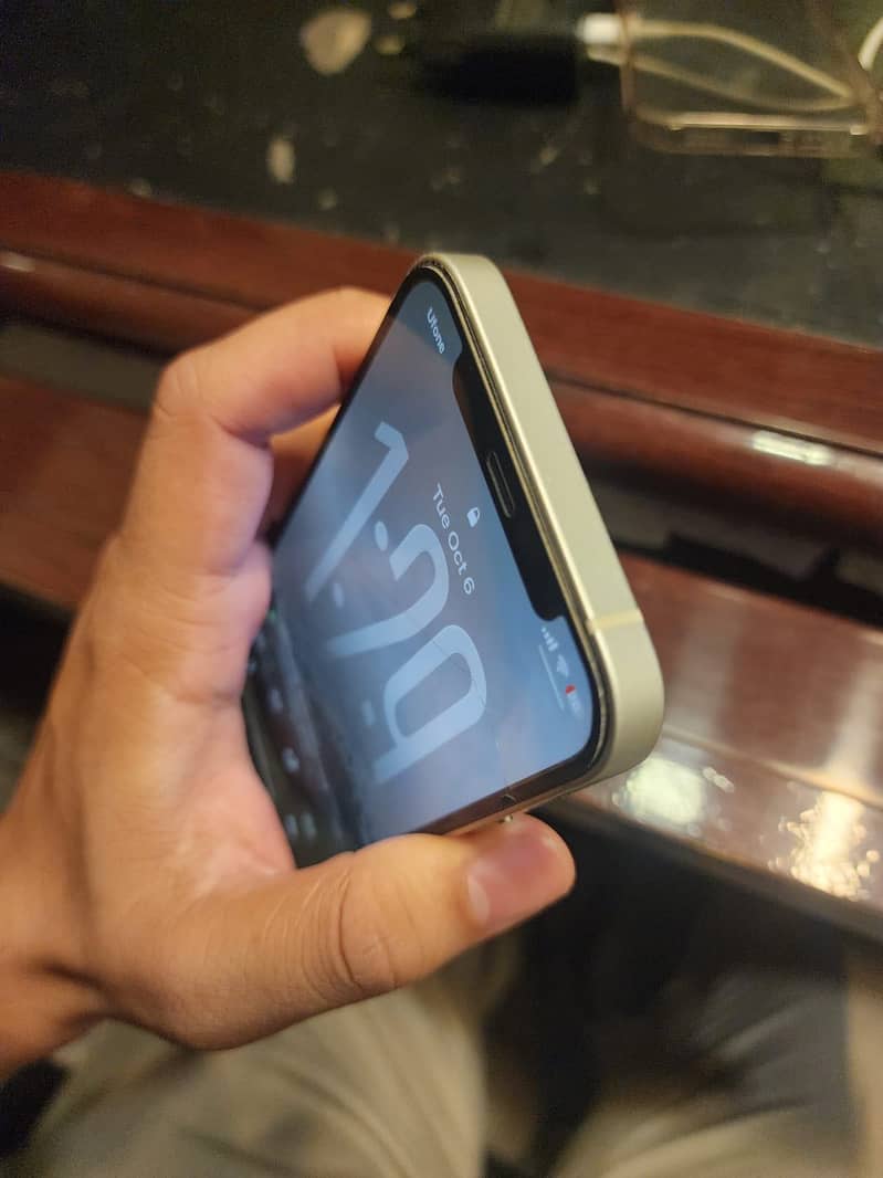 Apple iPhone 12 2