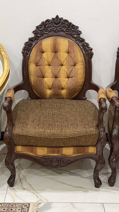Chinoti sofa set sold Shesham (tali wood) wood