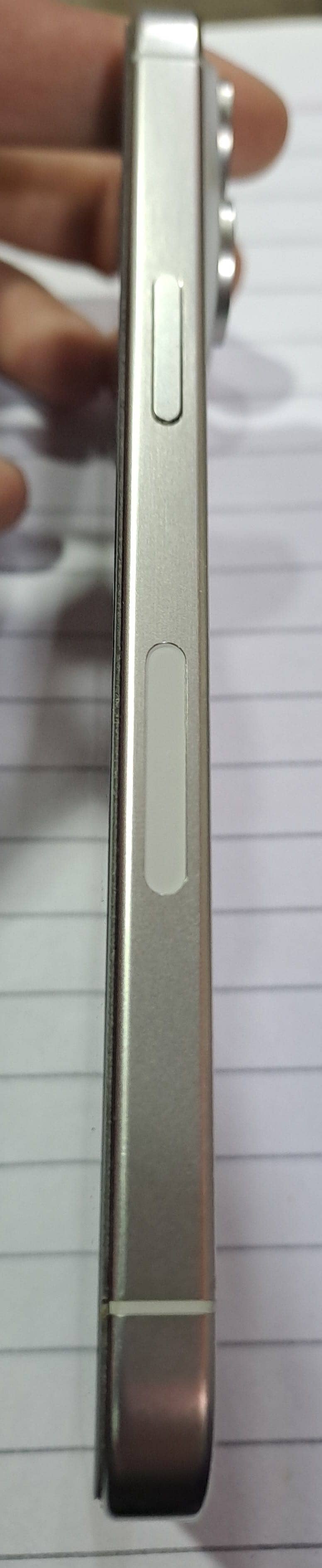 Apple iPhone 15 Pro Max 1