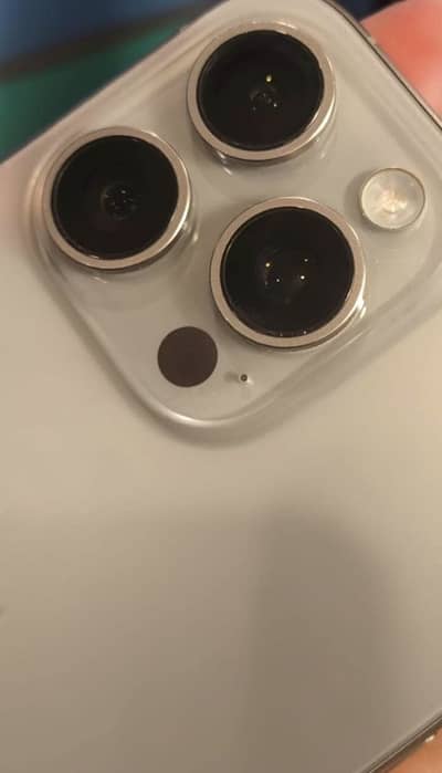 Apple iPhone 15 Pro
