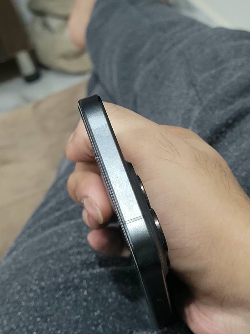 Apple iPhone 15 Pro 5