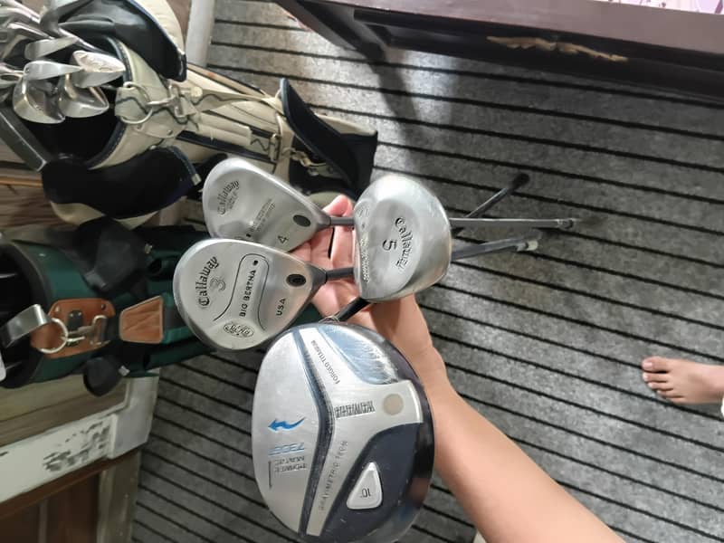 2 Golf kits 10