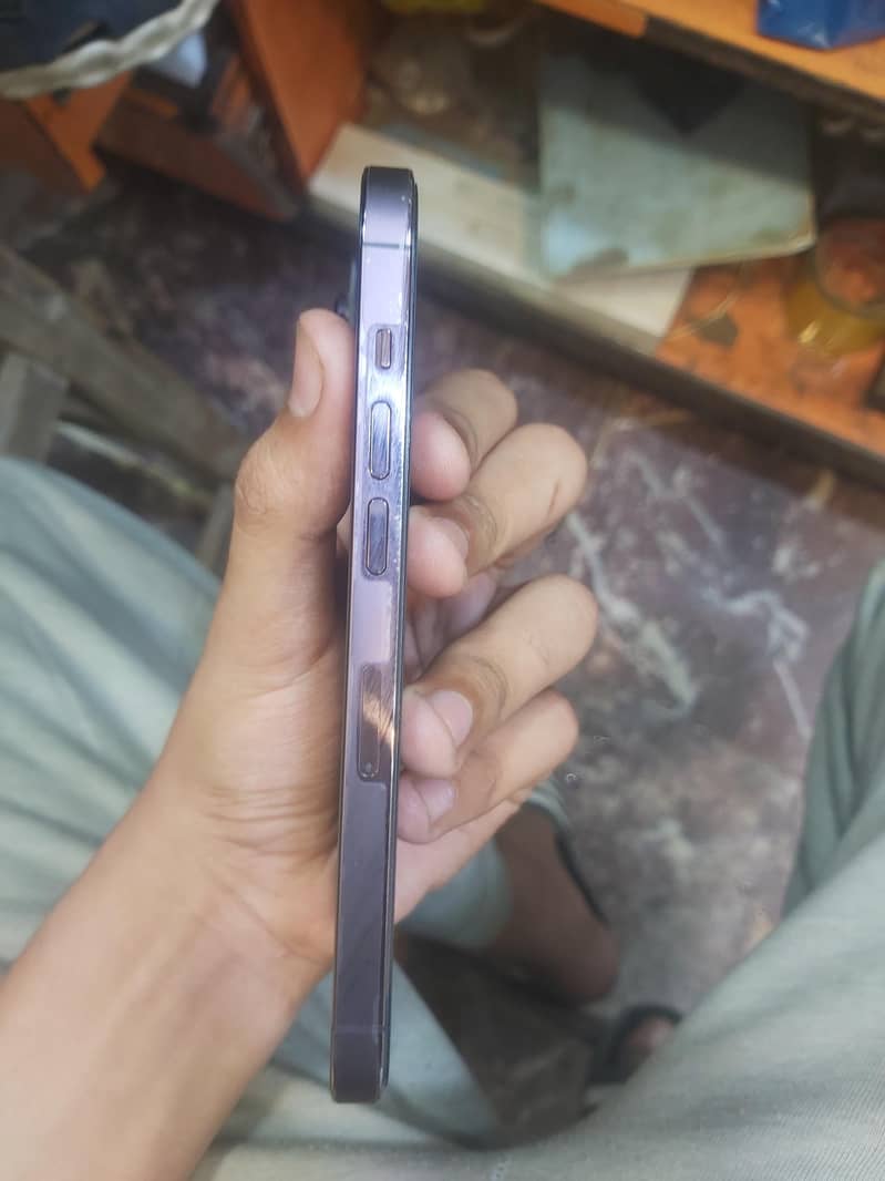 Apple iPhone 14 Pro 3