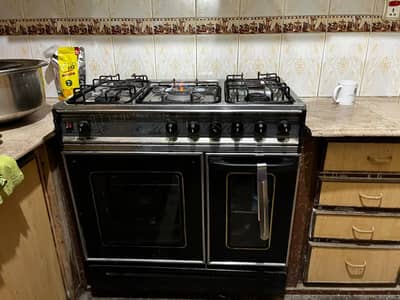 5-Burner Cooking Range / Gas Stove for Sale