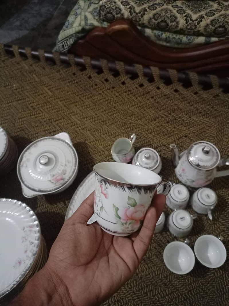 cheeni dinner set 8