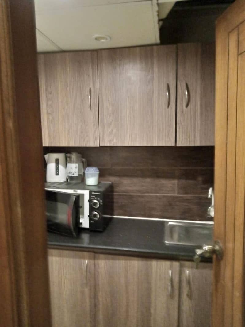 Executive Workspace ( Office ) 6