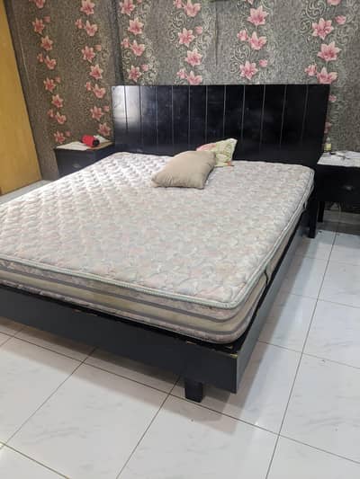2 bed with Mattress 1 dressing