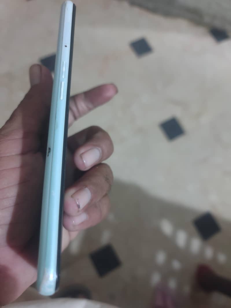OPPO A52 3