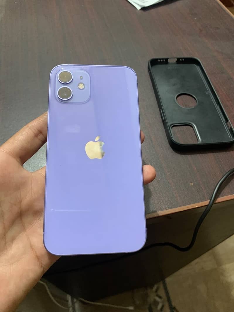 Apple iPhone 12 0