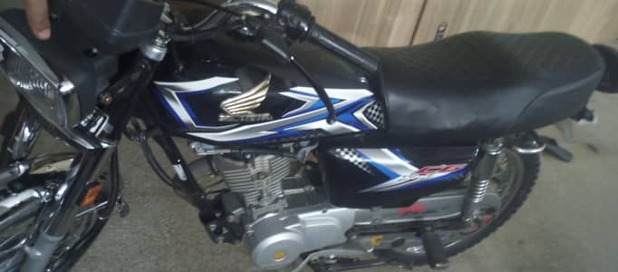 24+25 model h aik dam ok 03421405121 urjant sail