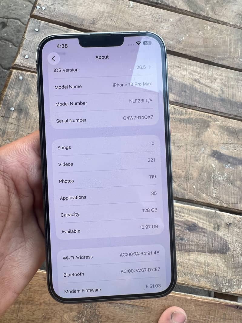Apple iPhone 13 Pro Max JV 0