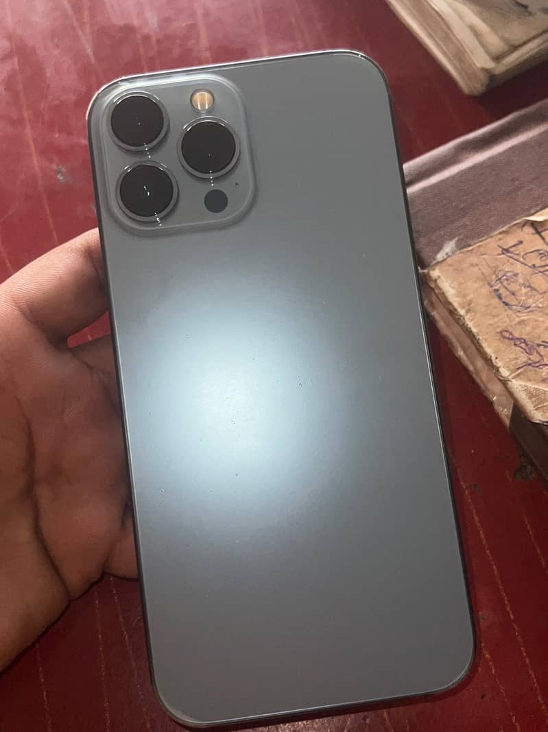 Apple iPhone 13 Pro Max JV 11