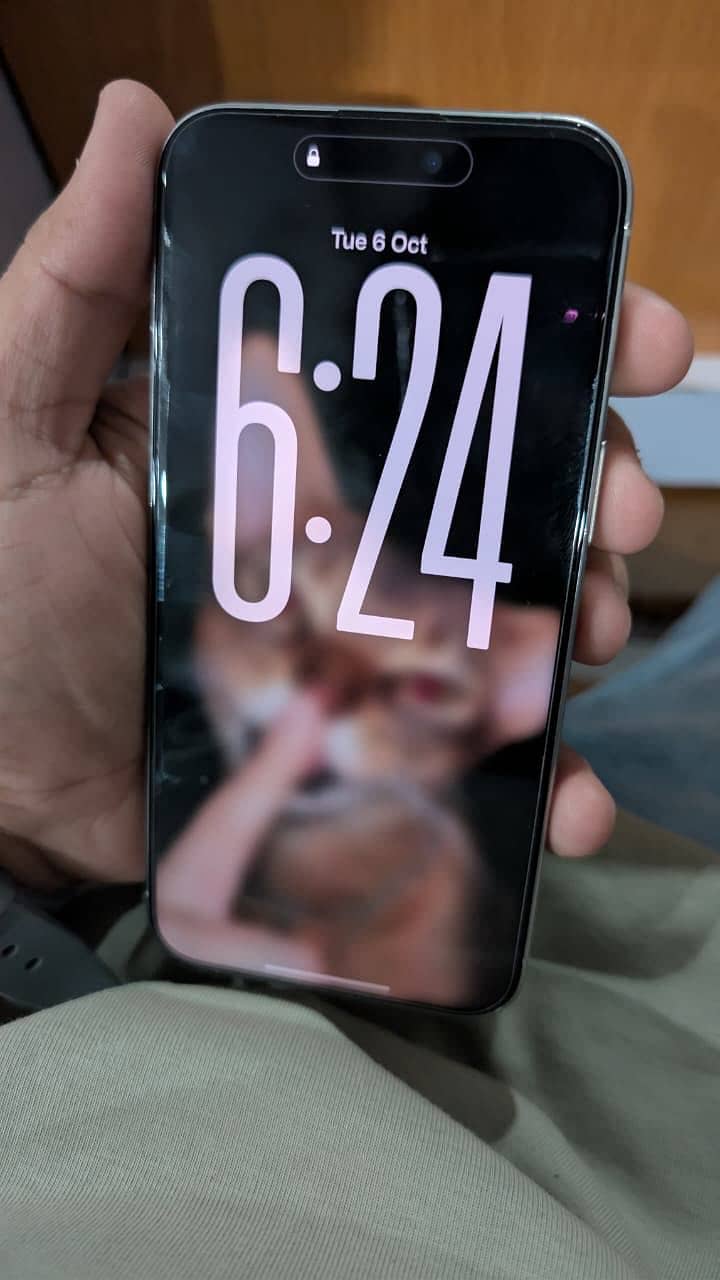 Apple iPhone 15 Pro Max 5