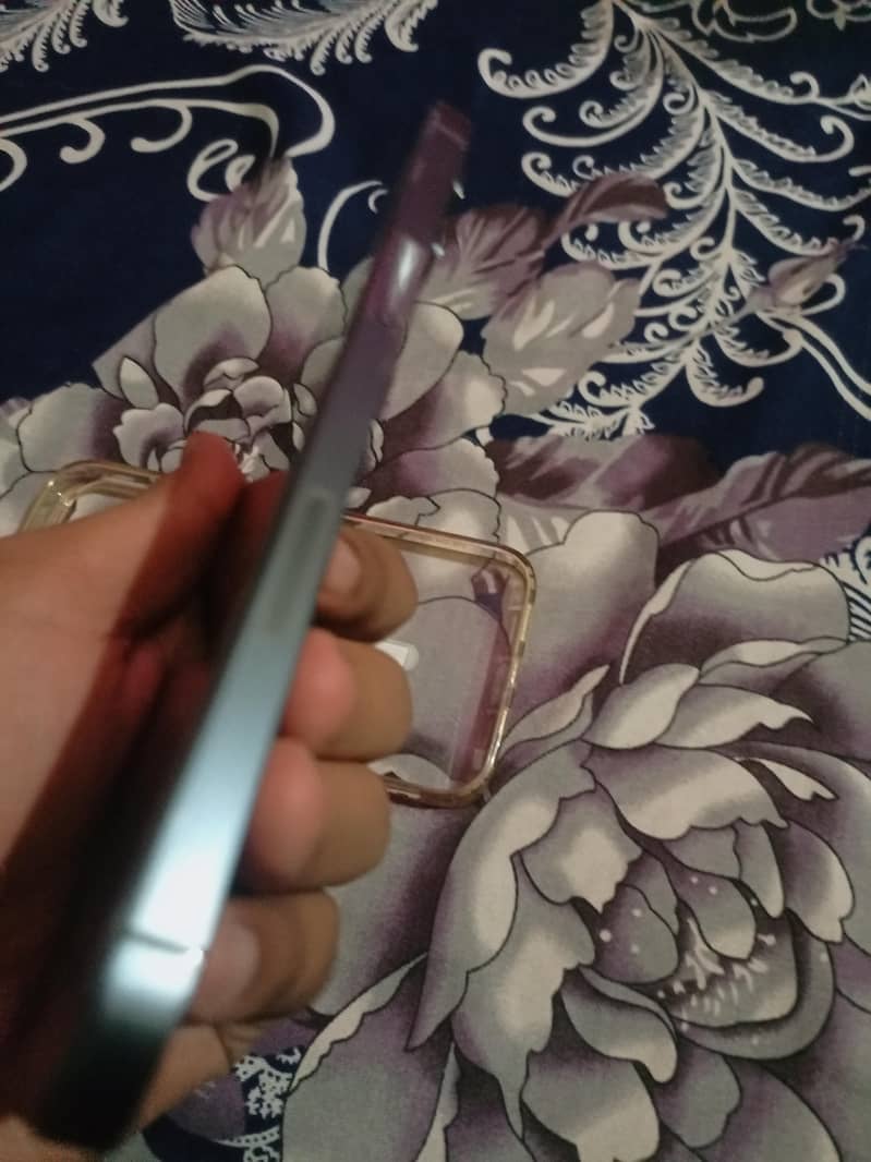Apple iPhone 12 Pro Max 1