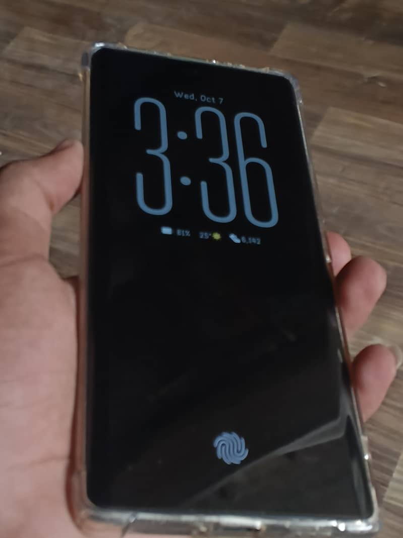 Infinix Note 40 Pro 5