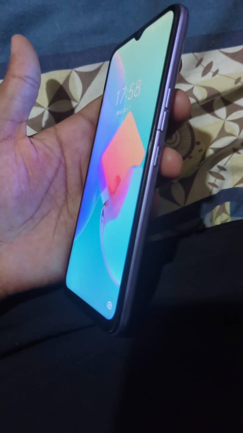 Tecno Spark 8C 2