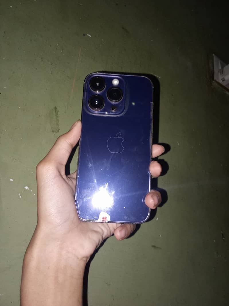 Apple iPhone 14 Pro 1