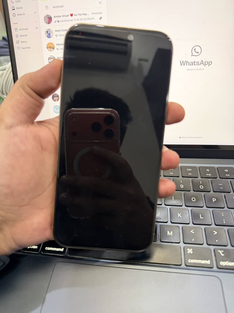 Apple iPhone 16 Pro Max 3