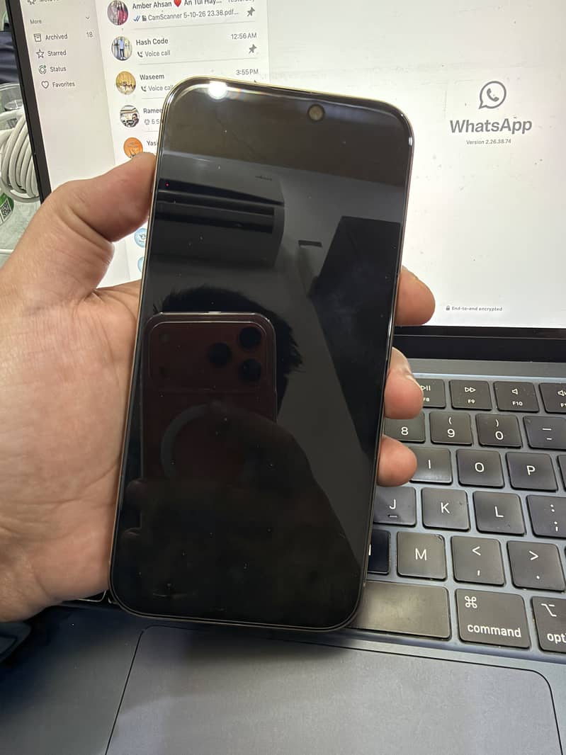 Apple iPhone 16 Pro Max 5