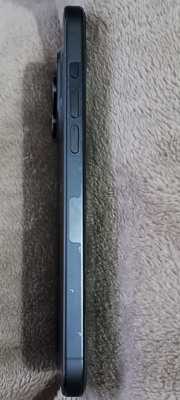 Apple iPhone 15 Pro Max 1