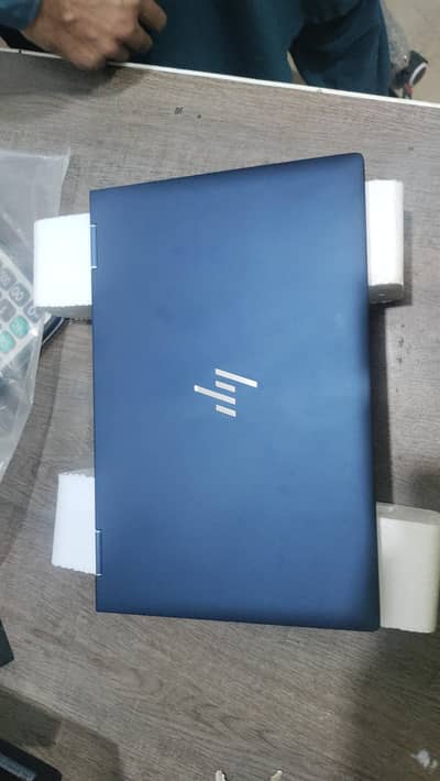 HP Elite Dragonfly G2 (X360 Convertible / Touch Screen)
