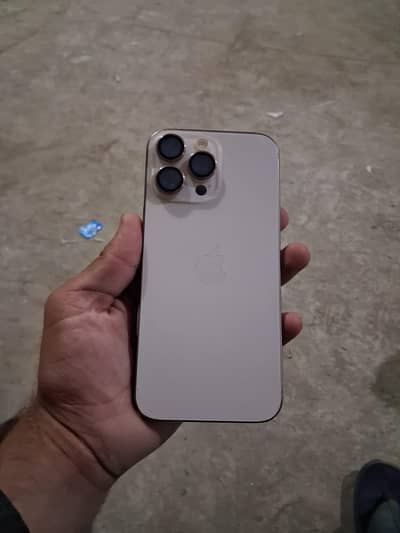 Apple iPhone 16 Pro Max