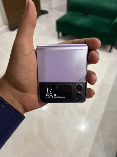 Samsung Mobile Z Flip 3