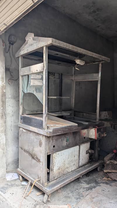 shawarma counter