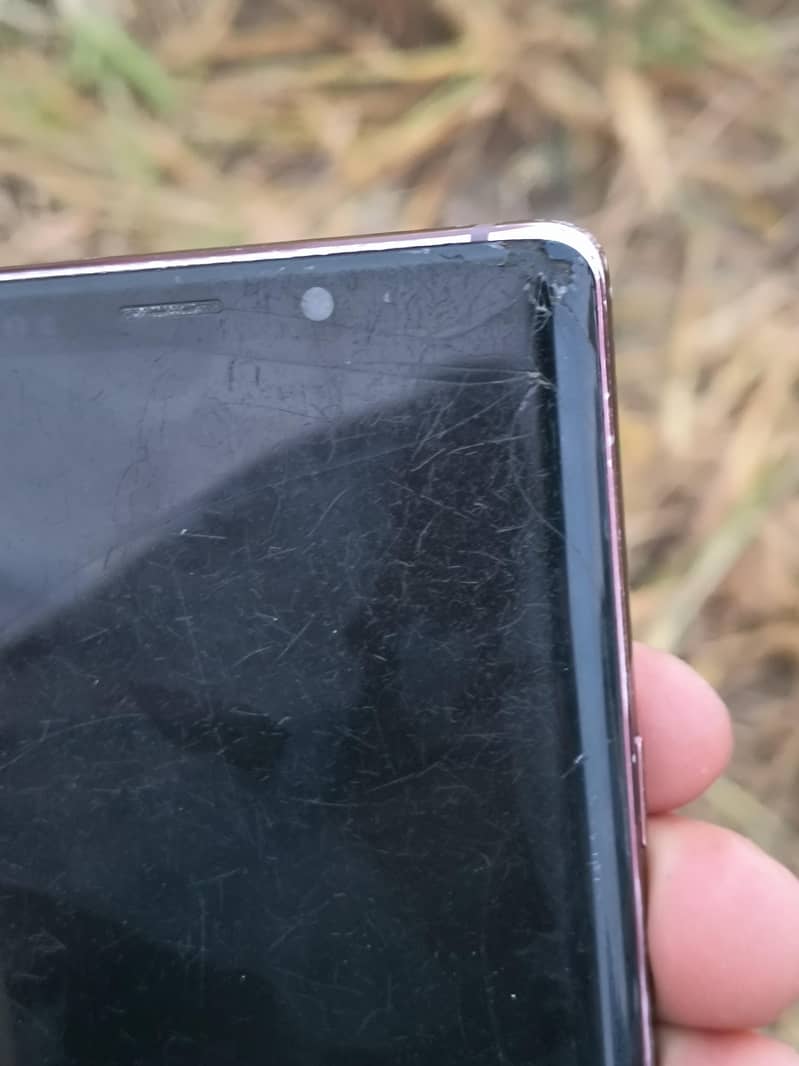 Samsung Mobile Note 9 1
