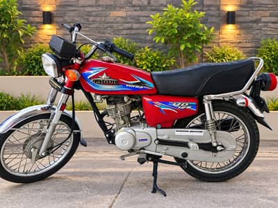 Unique UD 125 2020