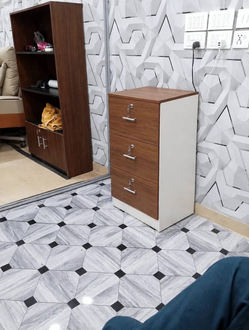 office table \ study table \ computer table \ gaming table \ table 2