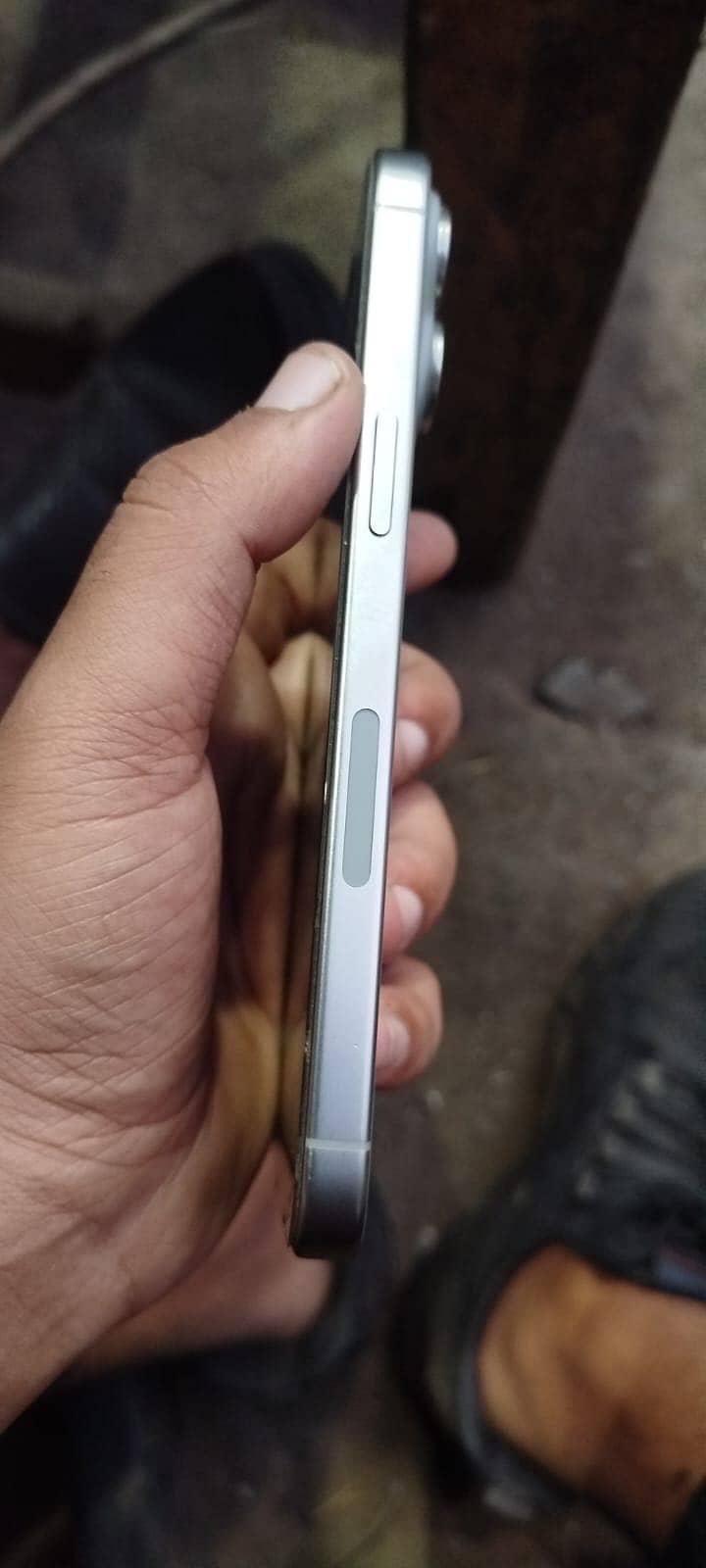Apple iPhone 15 Pro Max 3