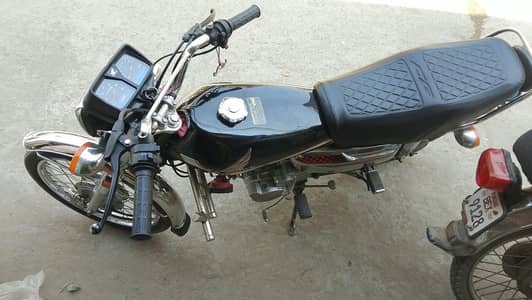 Honda CG 125 2025 self start – Like New Condition