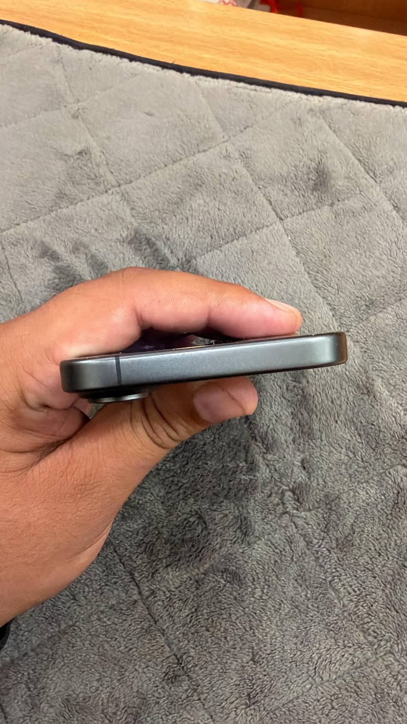 Apple iPhone 17 3