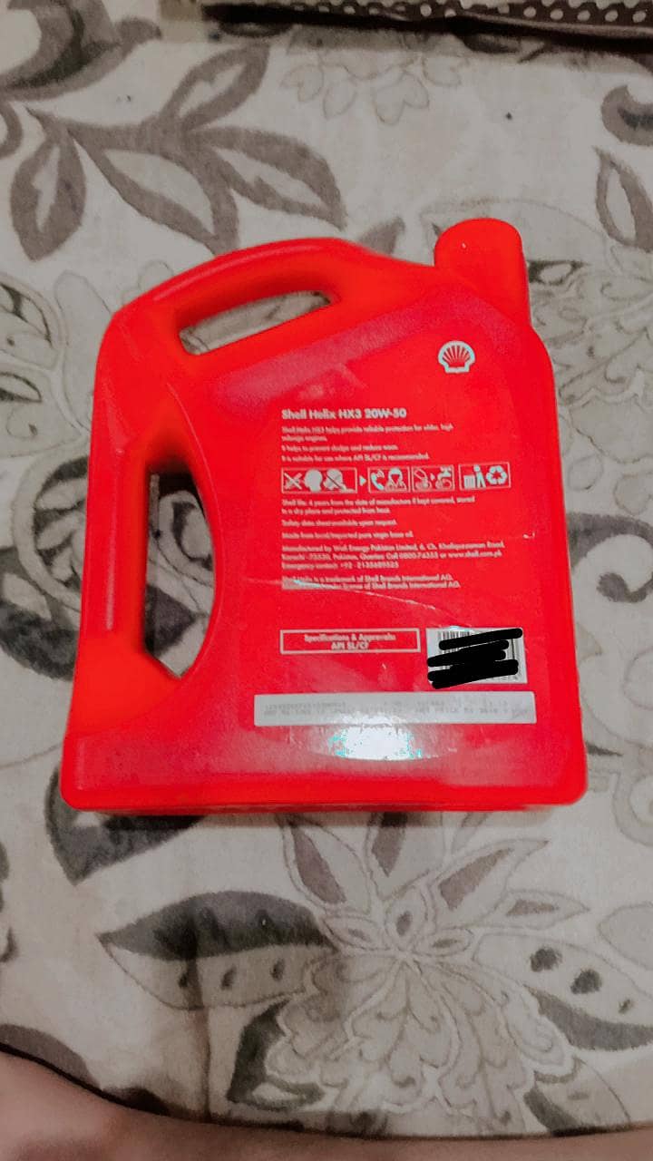 3L Shell Helix Engine Oil. 1