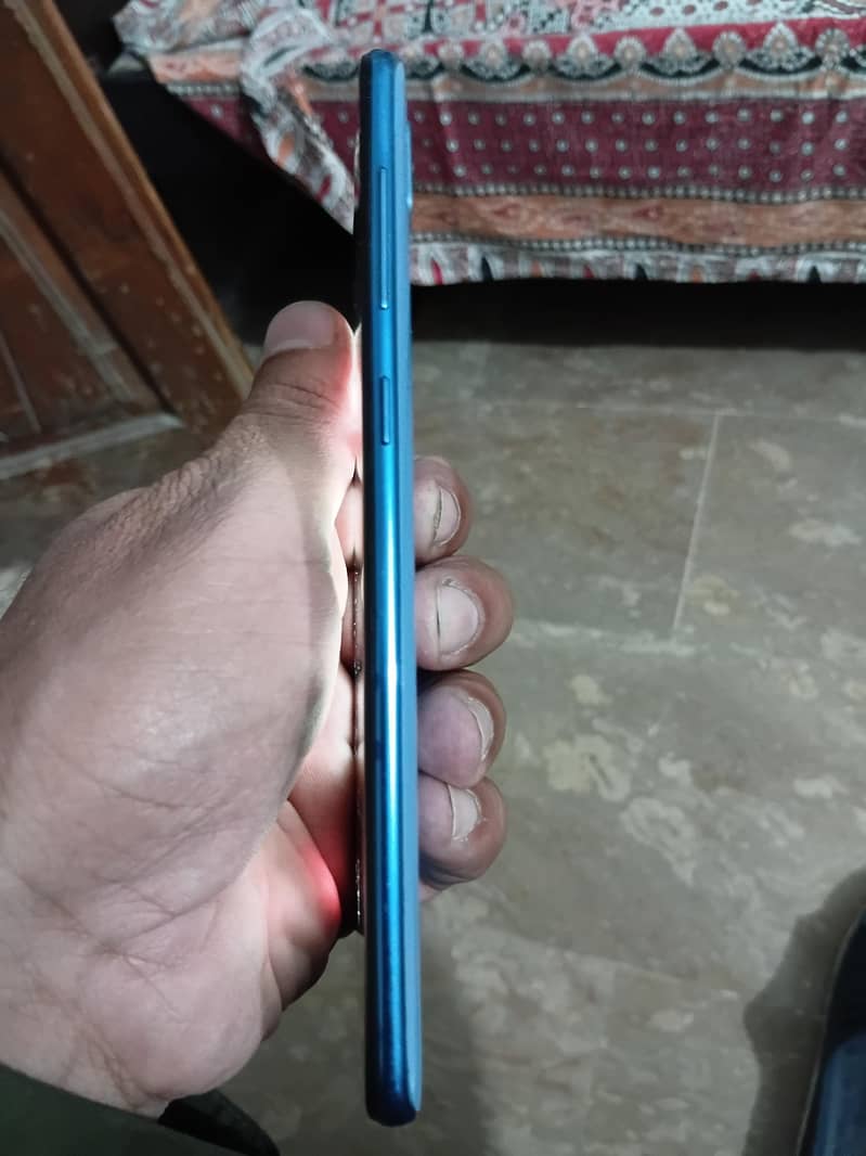 Samsung Mobile A30 2