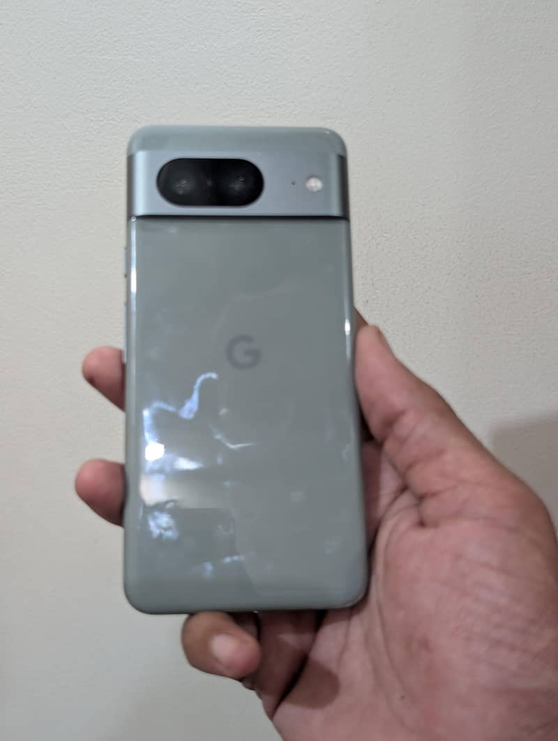 Google Pixel 8 3