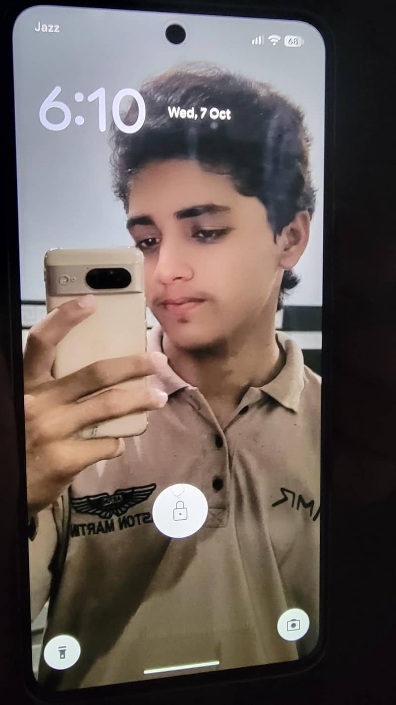 Google Pixel 8 3
