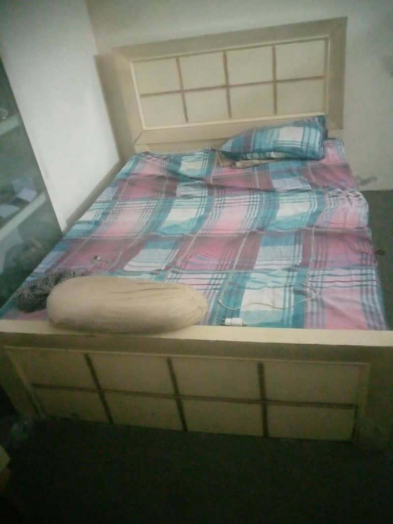 03166729693 6