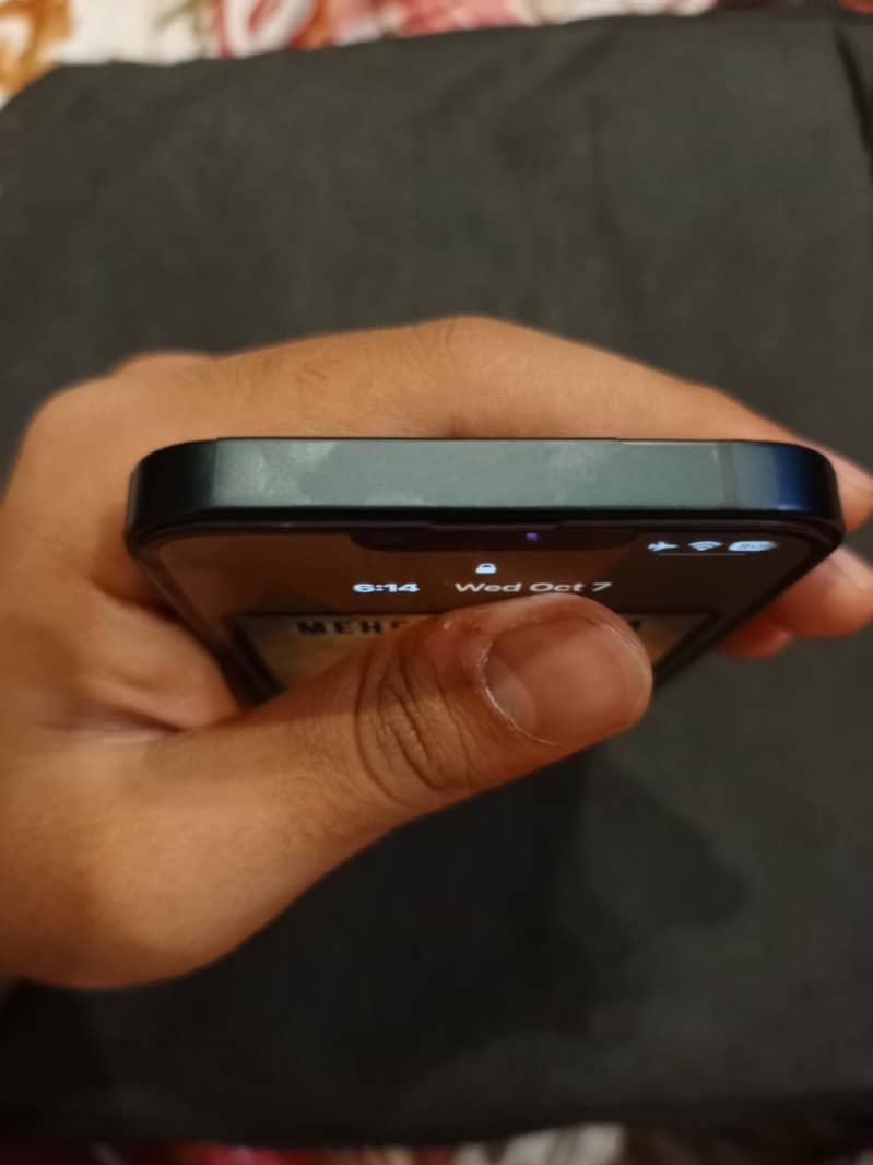 Apple iPhone 13 4