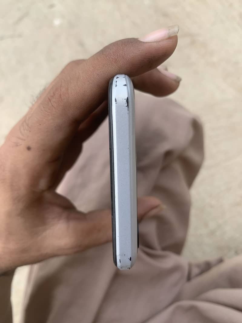 Tecno Spark 8C 2
