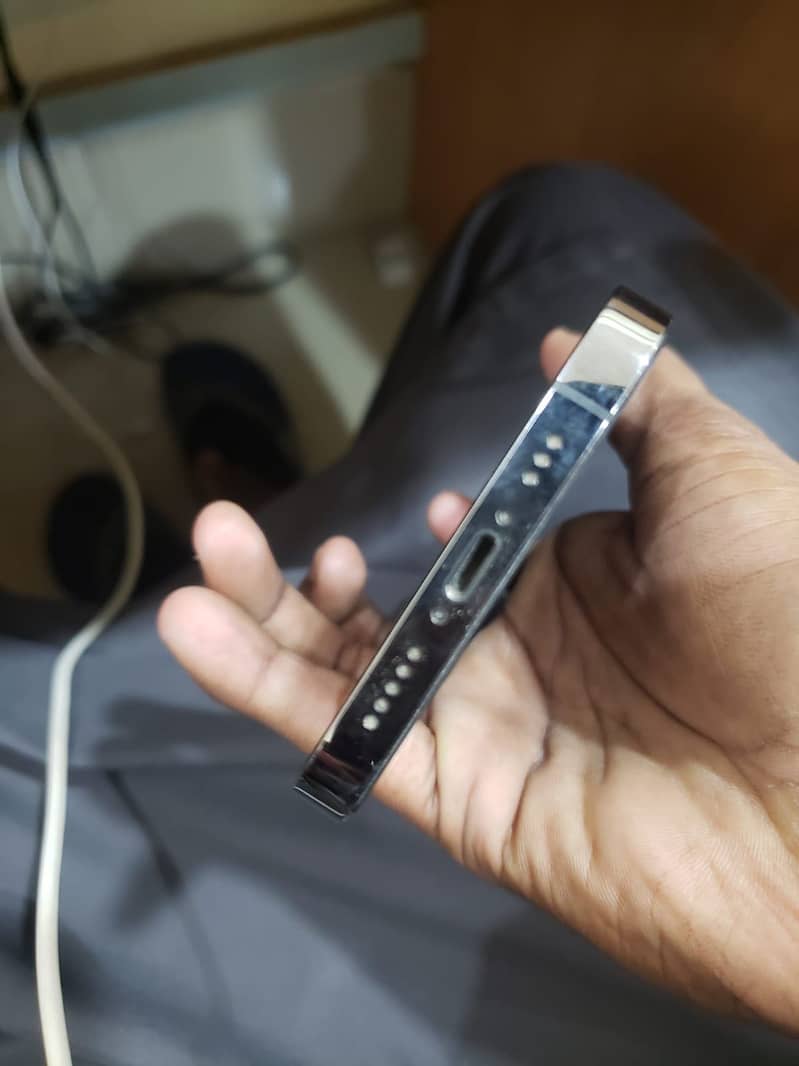 Apple iPhone 12 Pro 0