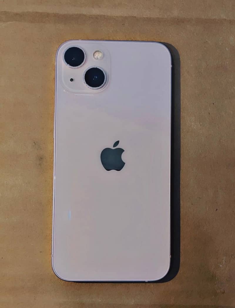 Apple iPhone 13 0