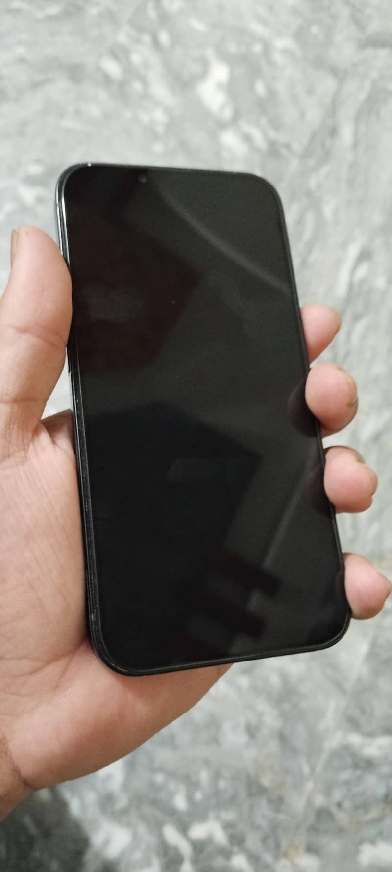 Apple iPhone 14 3