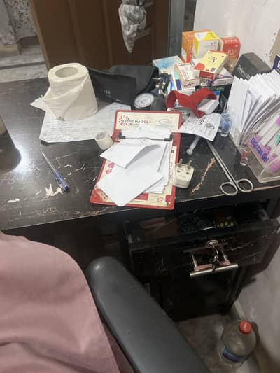 We required Mbbs doctor for clinic Eveing  male female