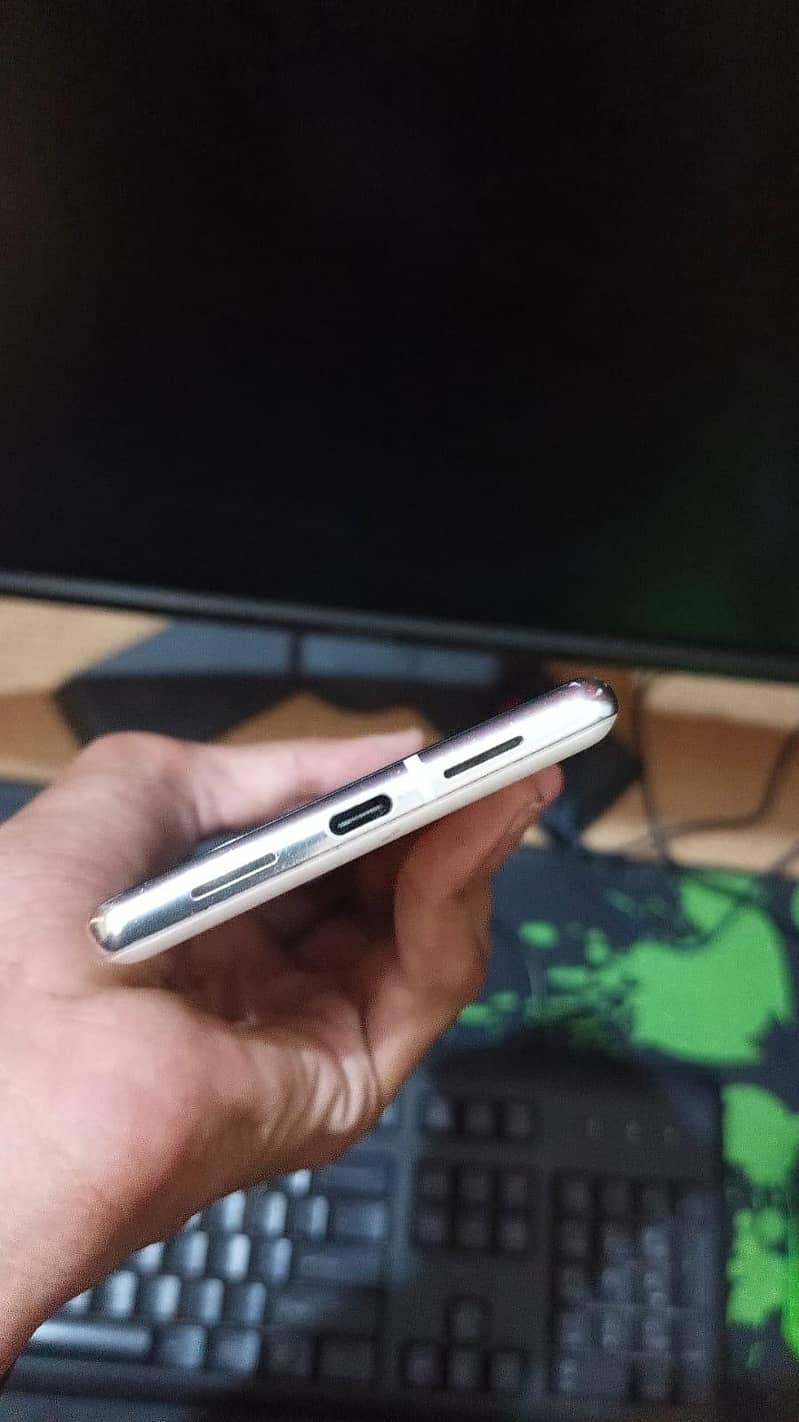 Google Pixel 6 Pro 2
